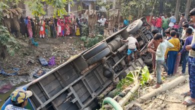 বোরহানউদ্দিনে দুই যাত্রীবাহী বাসের সংঘর্ষে আহত ৮