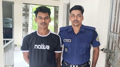বরিশালে গৃহবধূকে ধর্ষণের দায়ে যুবলীগ সভাপতির ছেলে আটক